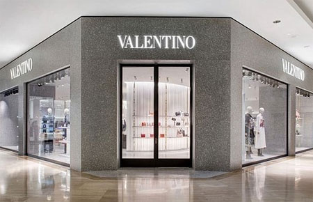 Valentino将在9月于米兰时装周展示2021年春夏新品/
